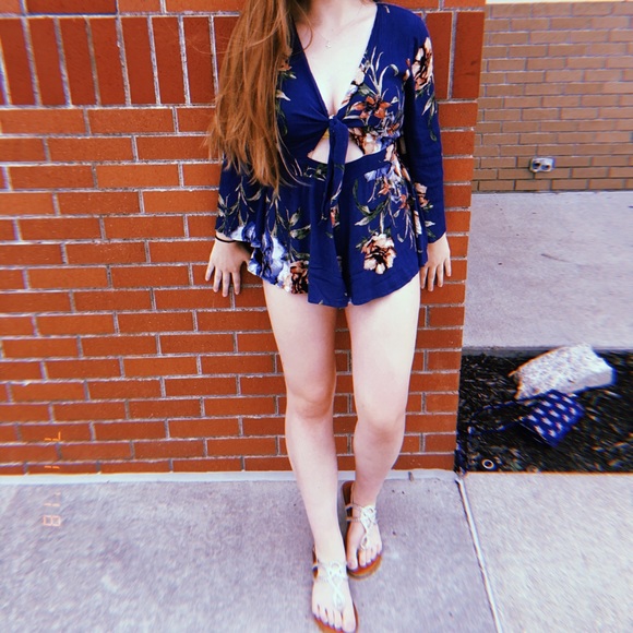 Romper - Picture 2 of 2